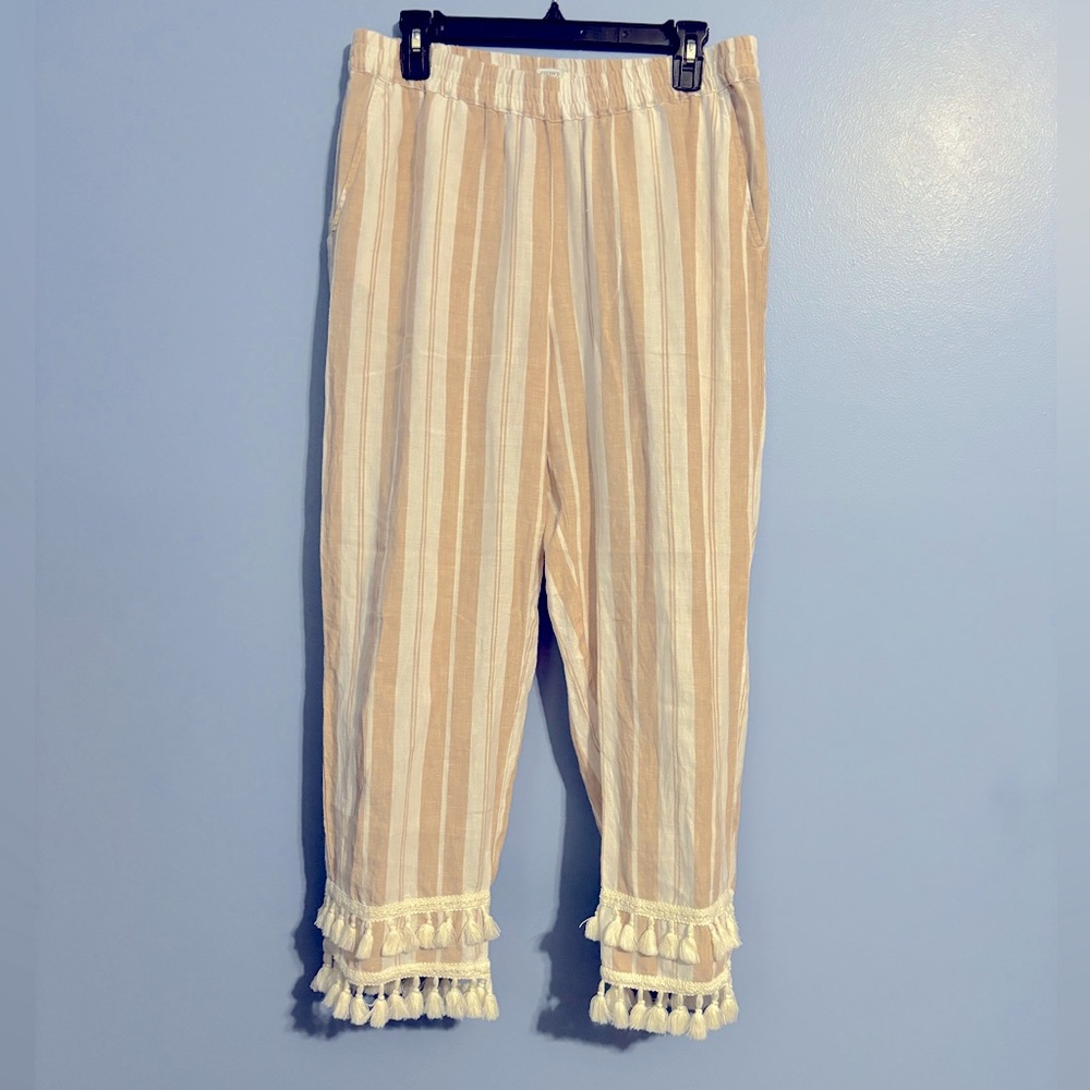 Crown & Ivy Women’s Cream and Tan Vertical Stripe Pants (ankle) Decorative Hem